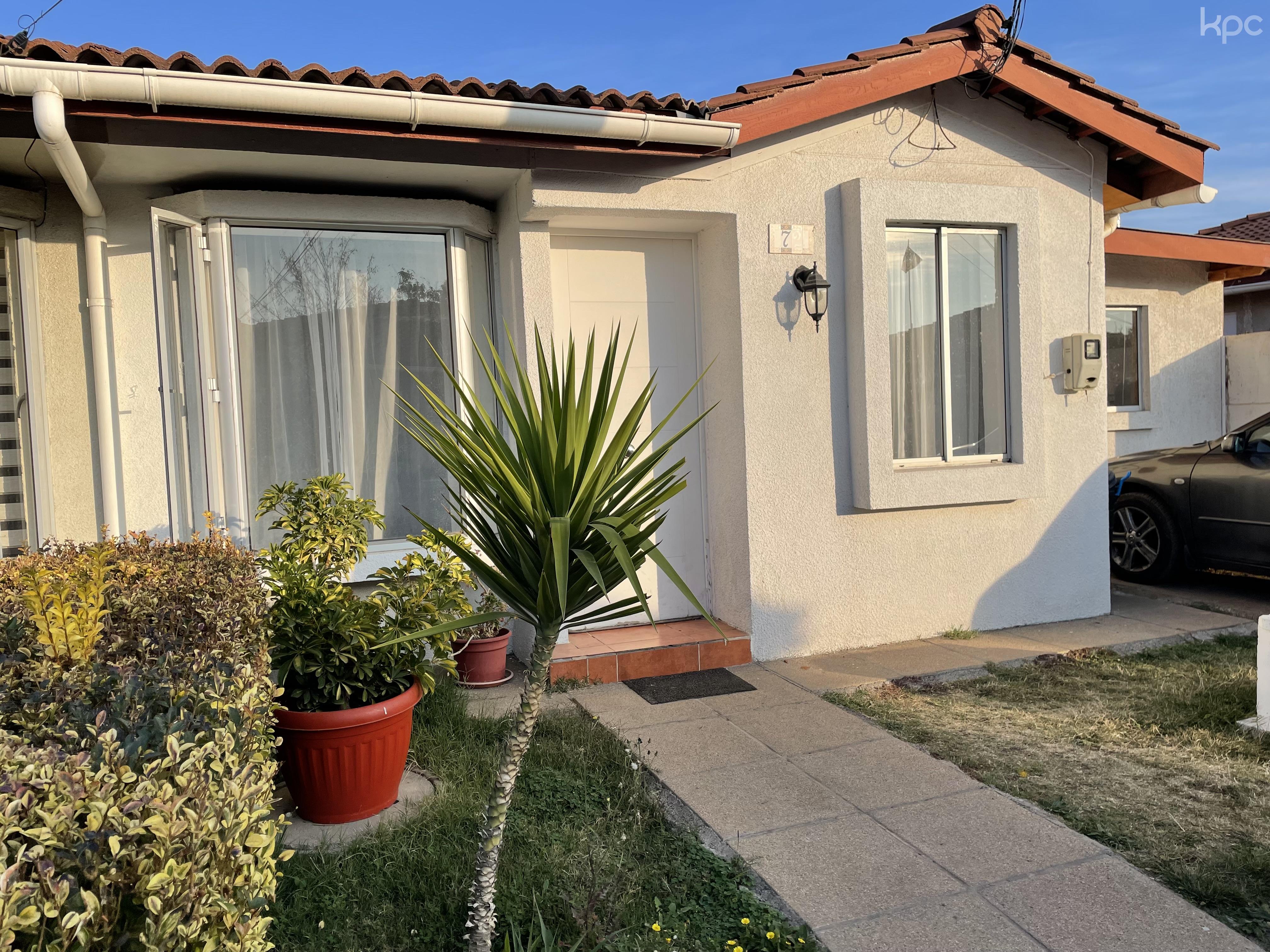 Casa en Venta - Condominio Lomas de Machali